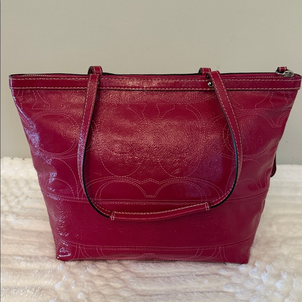 COACH Signature Berry Pink Patent Leather Tote Bag - Picture 2 of 16